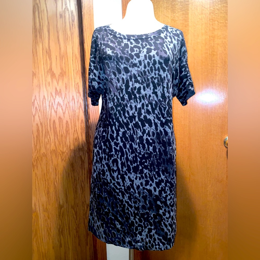 LOFT dress never worn
